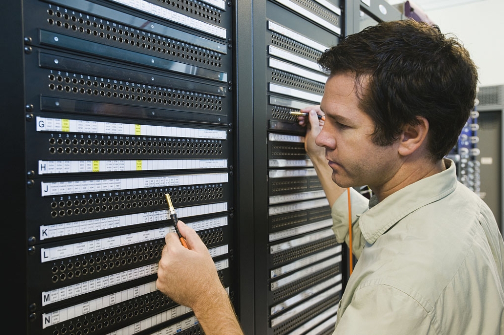 服務(wù)器維護(hù) 服務(wù)器維護(hù)